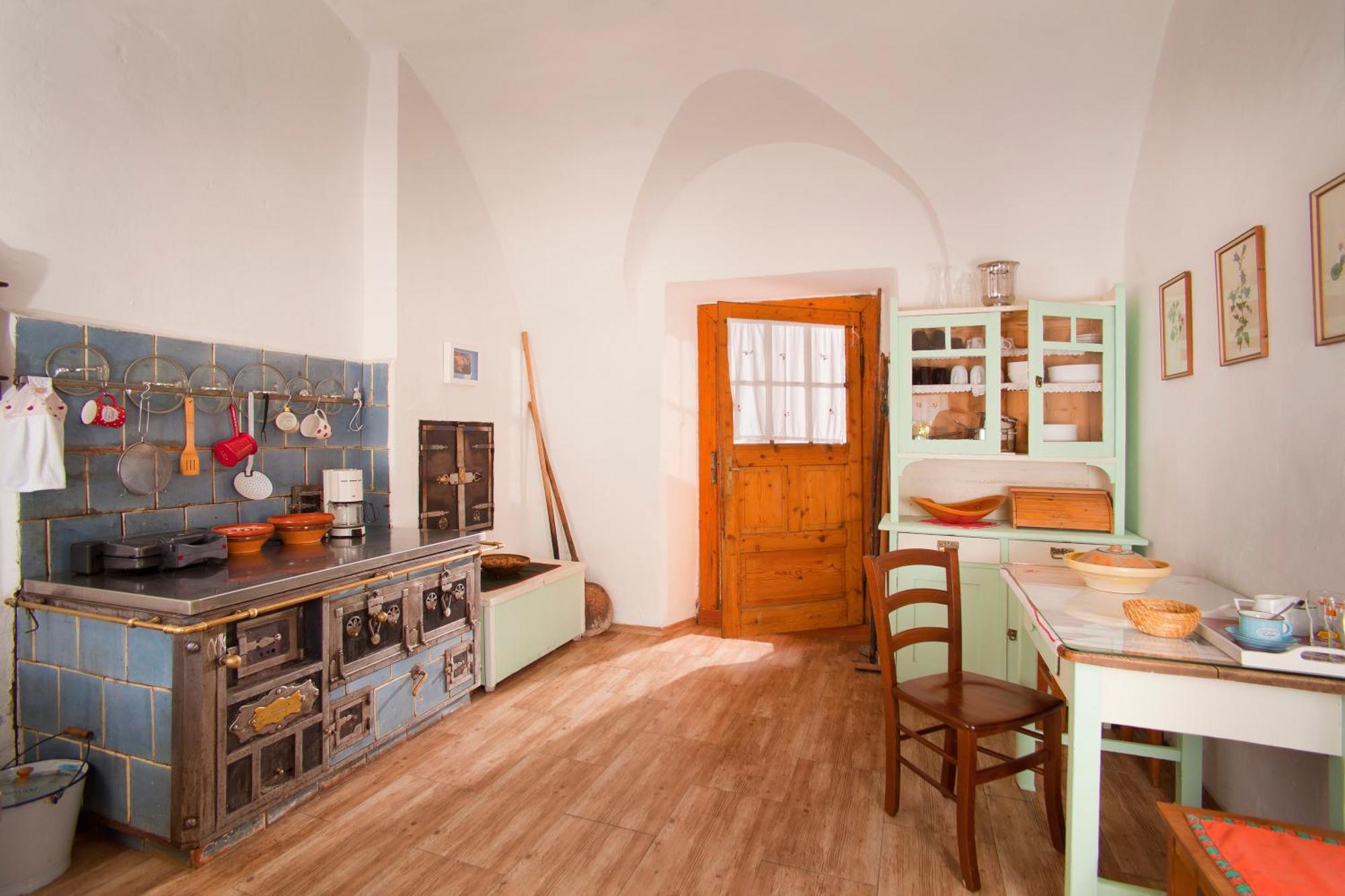 Juvanova Hisa - Apartments And Rooms Luče Esterno foto